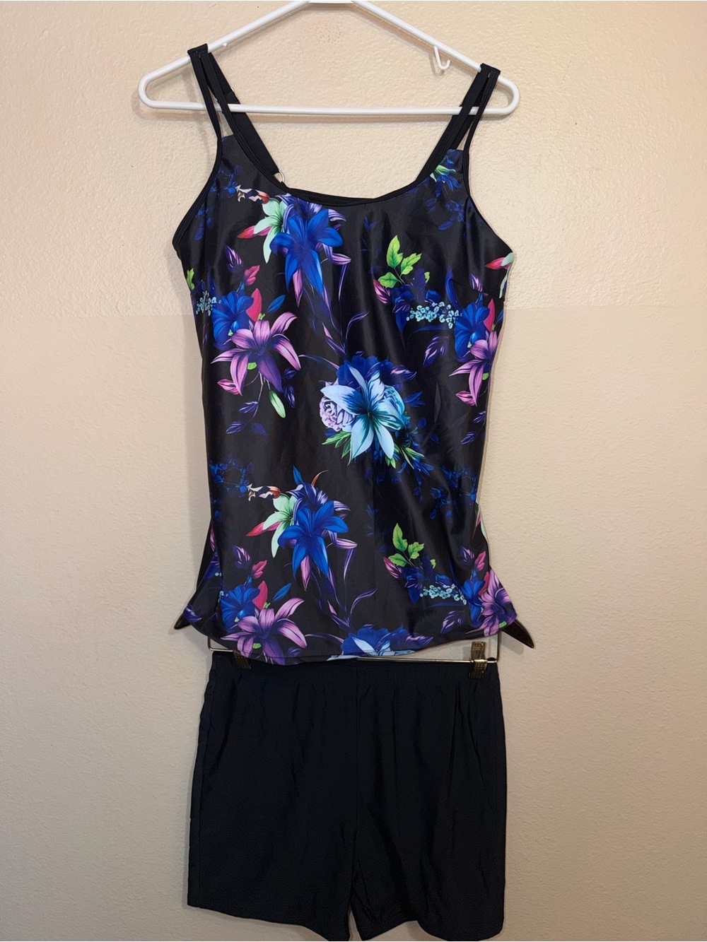 Two-Piece Tankini Swim Suit Set Floral Top & Boy Shorts